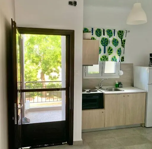 Lovely By The Sea 2 ….. Appartamento Epanomi